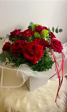 18 Red Rose Bouquet